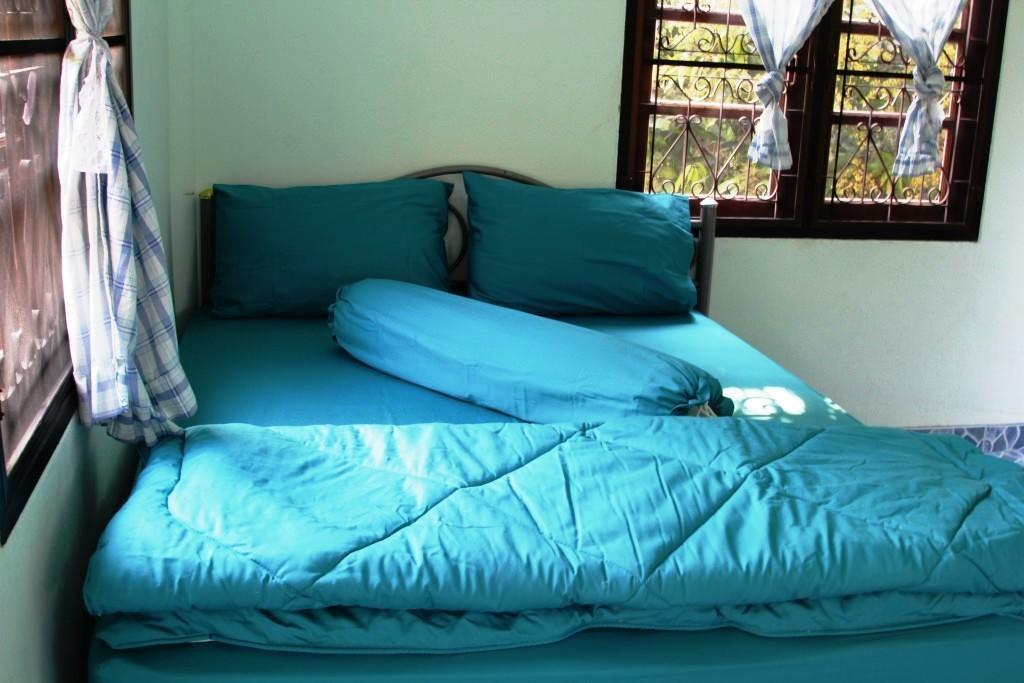Ban Sabai Sabai Guest House Kanchanaburi Chambre photo
