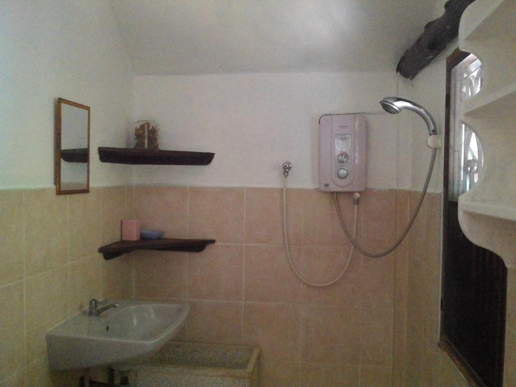 Ban Sabai Sabai Guest House Kanchanaburi Chambre photo