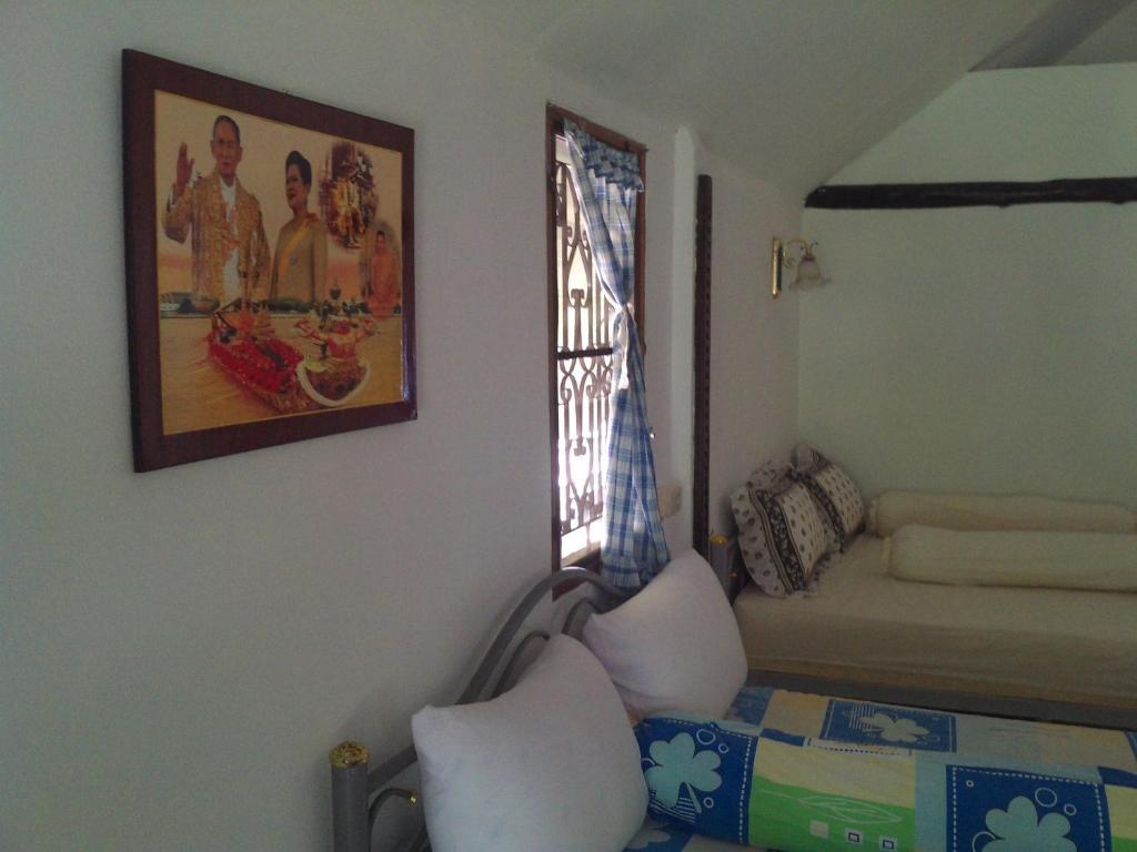 Ban Sabai Sabai Guest House Kanchanaburi Chambre photo