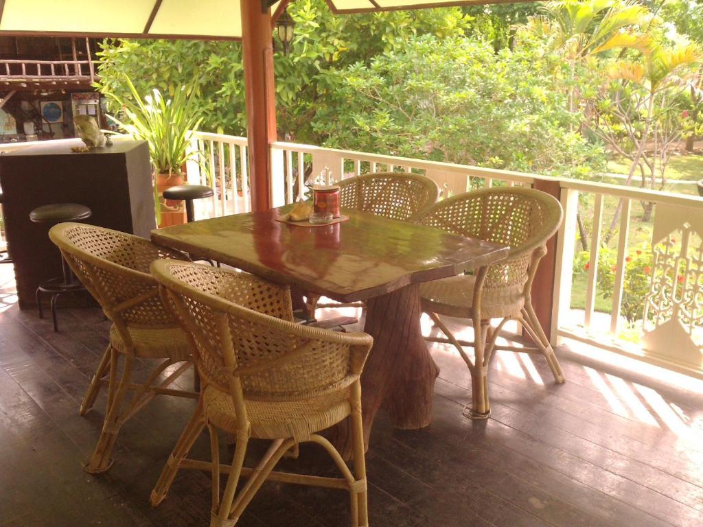Ban Sabai Sabai Guest House Kanchanaburi Chambre photo