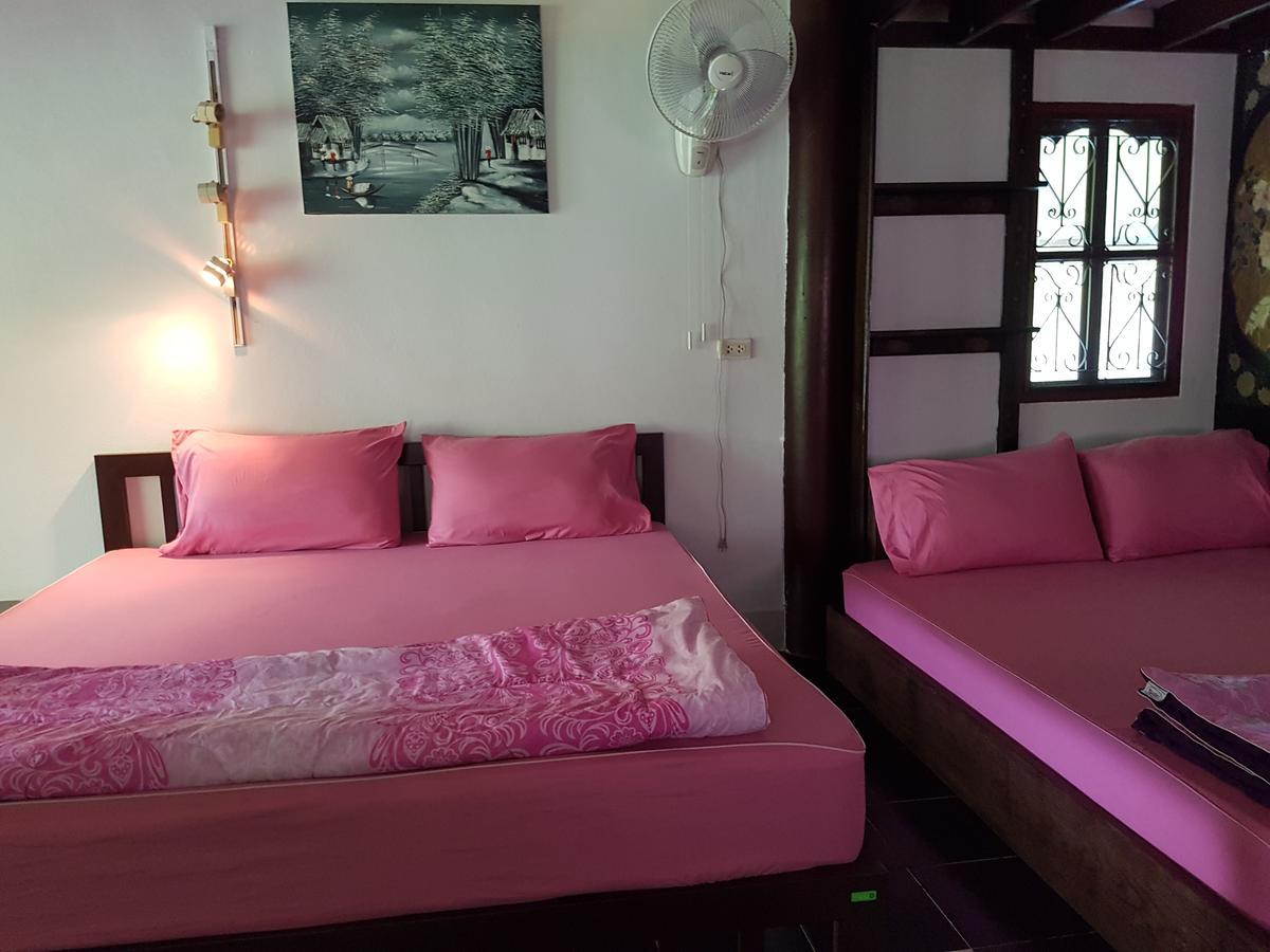 Ban Sabai Sabai Guest House Kanchanaburi Extérieur photo
